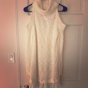 Creme peep shoulder sweater